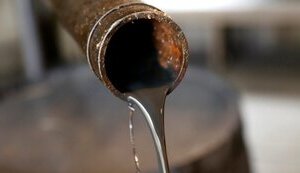 Ціни на нафту стабілізувались після пом’якшення риторики Трампа стосовно Росії, – Reuters