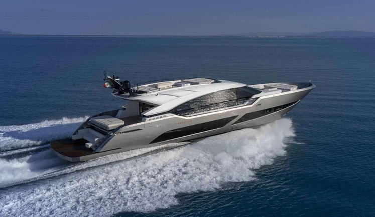 Російські мільярдери продовжують купувати розкішні яхти, незважаючи на санкції