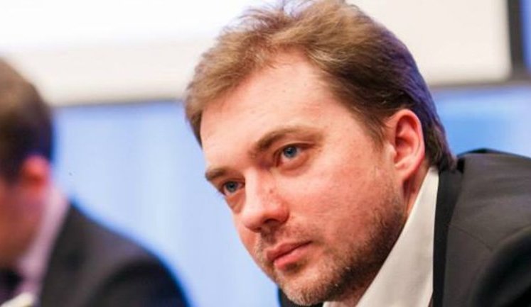 Законність наказу, яким Міноборони ухвалило позбавляти військовослужбовців премій за вогонь у відповідь без наказу, під великим питанням, - ексміністр оборони Загороднюк
