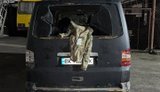Около 30 человек напали на военных ТЦК в Луцке: двоих избили, служебный автомобиль разгромили. ФОТО