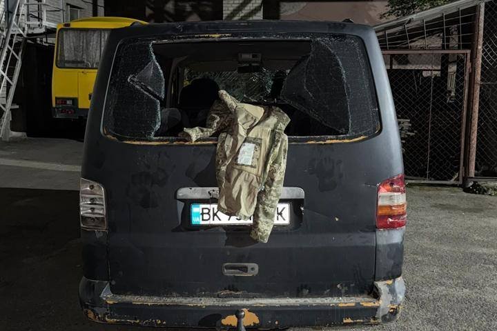 У Луцьку близько 30 людей напали на військових ТЦК