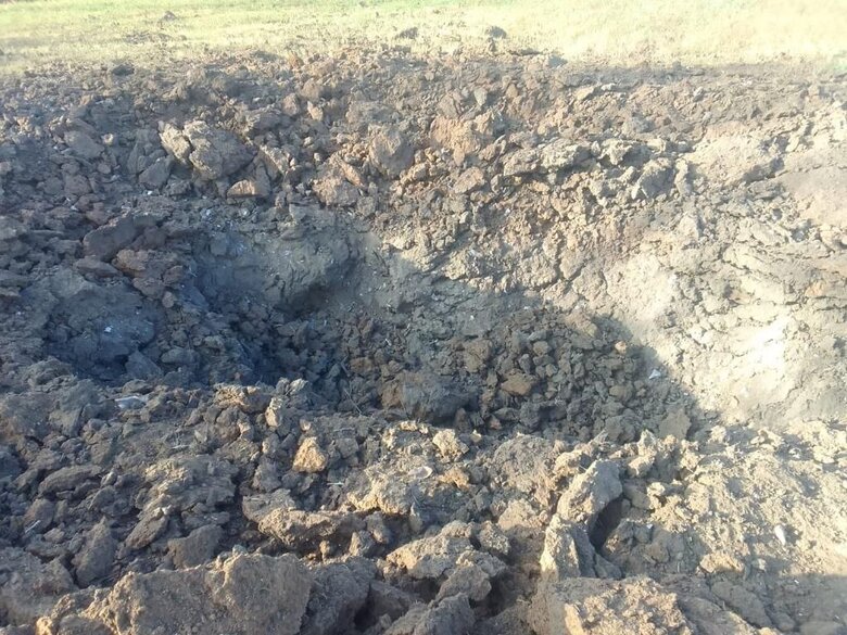 Наслідки падіння уламків російських ракет на Хмельниччині 01