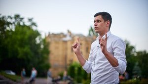У еще одного нардепа подтвердили COVID-19: заболел "слуга народа" Грищук