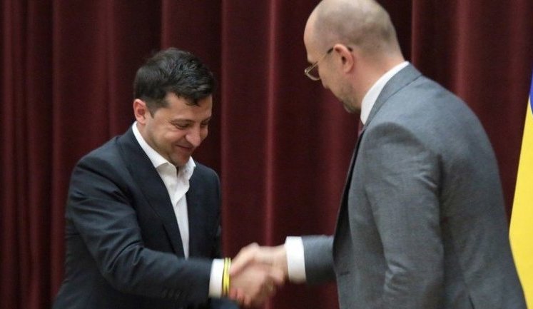 Право президенту вводити надзвичайний стан - це пряме порушення Конституції
