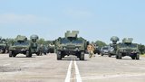 Понад тисяча військовослужбовців і 300 одиниць техніки проводять на Чернігівщині репетицію параду до Дня Незалежності. ФОТОрепортаж