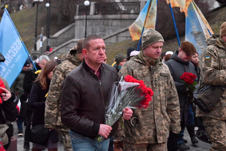 Небесна, сотня