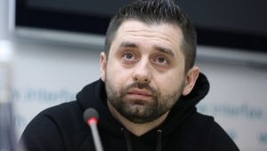 10-15% мажоритарщиков от "Слуги народа" не хотят отмены депутатской неприкосновенности, - Арахамия