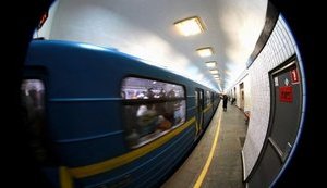 Киевский метрополитен будет ограничивать вход на станции в часы пик, – Кличко