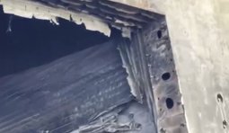 Кадри газовоза РФ після ураження по ньому 3 березня