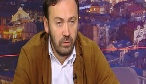 "Северный поток-2" достраивается, но РФ не мешает строительству транскаспийского маршрута и не возражает против миротворцев на Донбассе, - Пономарев о договоренностях Путина и Меркель. ВИДЕО