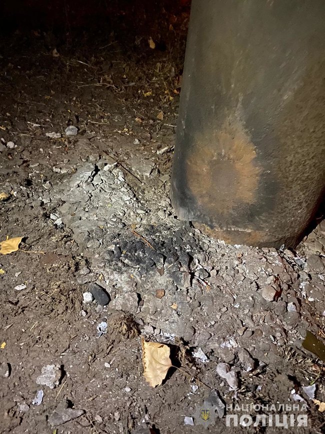 Чоловік підірвався на саморобній вибухівці, йдучи вулицею Дніпра 01