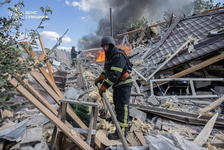 Russian air strike on Sumy