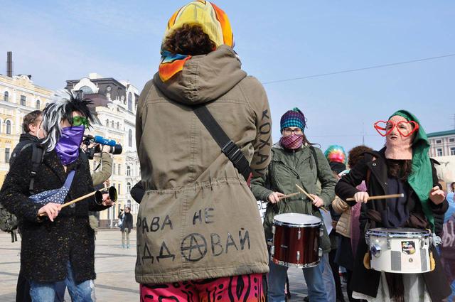 Police detains attackers of feminist rally held in downtown Kyiv 20 Police detains attackers of feminist rally held in downtown Kyiv 20
