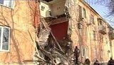 В Макеевке рухнула стена жилого дома: У нас спальню рвануло. Хорошо, что моя дочка осталась на кухне. + ВИДЕО.