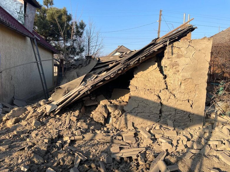 Shelling of Nikopol district on February 13