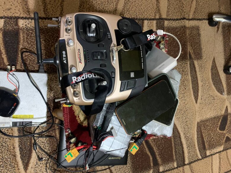 Виробляли БПЛА для переправки цигарок до країн ЄС: На Волині прикордонники викрили контрабандистів 01