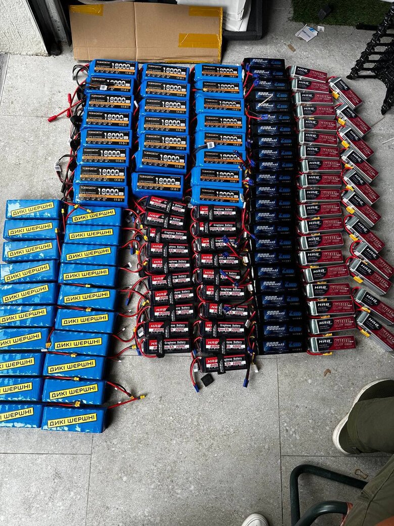 Добірка найбільш видовищних уражень FPV-дронами Дикі Шершні, на які ви задонатили, та звіт за вересень 06