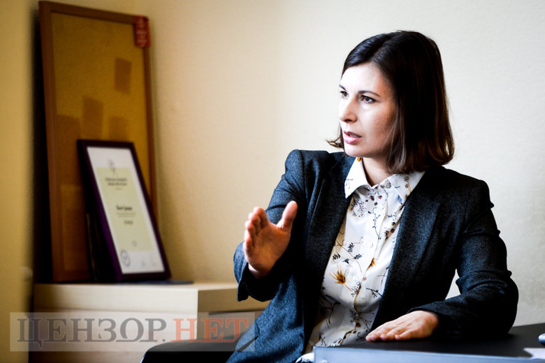 Виконавчий директор ЦПК Дар’я Каленюк: Чула, що Портнов спробує оскаржити американські санкції. Я дуже тішуся з такої завзятості, адже витрати на такі юридичні спори будуть немаленькі, а результату досягти фактично неможливо 08