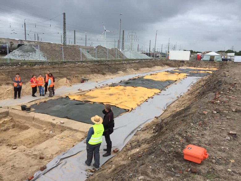 Захоронения украинских солдат, которых 80 лет считали пропавшими без вести, были найдены в Германии, - Кулеба 01