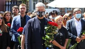 Порошенко в Одесі підтримав ініціативу присвоїти художньому музею ім'я Олександра Ройтбурда: Це буде найкращим вшануванням його пам'яті. ФОТО