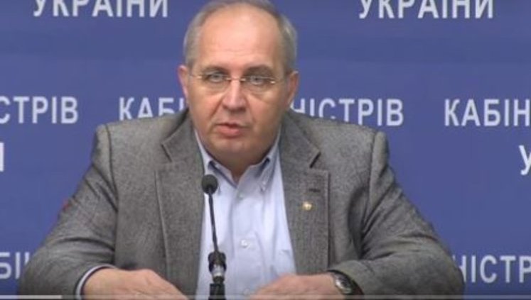 На жаль, дискусія про новий закон про освіту зводиться до обговорення статті, яка визначає мову навчання, - Хобзей