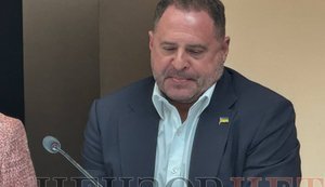 Люди єрмака тиснули на експертку