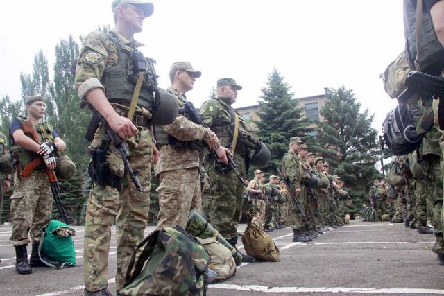мариуполь военные военнослужащие батальон ато