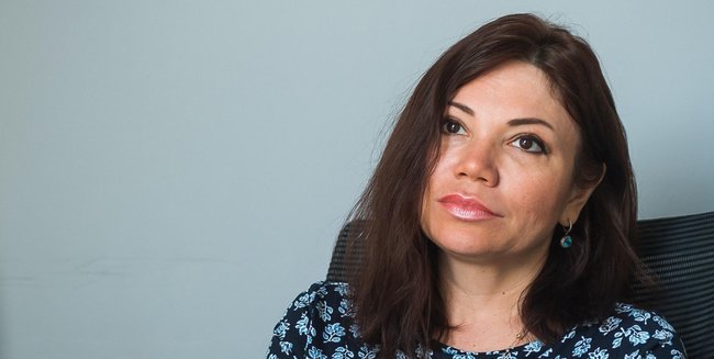 Нардеп ЄС Вікторія Сюмар: Виходить, що нинішня влада щомісяця витрачає на парламент 6 млн доларів, які заносяться ззовні 01