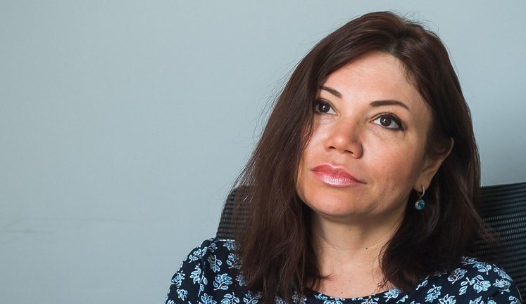 Нардеп "ЄС" Вікторія Сюмар: "Виходить, що нинішня влада щомісяця витрачає на парламент 6 млн доларів, які заносяться ззовні"