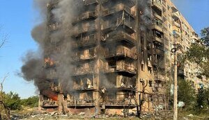 Massive strike on Kostiantynivka in Donetsk region: number of houses and a gas pipeline damaged. PHOTOS