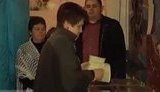 Супруга Президента голосовала в Донецке: За будущее. Чтоб хлебушек был. И до хлебушка. + ВИДЕО
