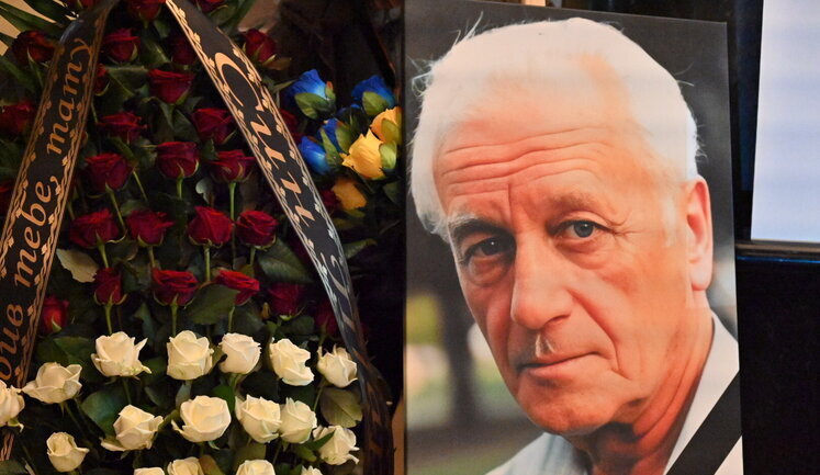 Funeral ceremony to Stepan Khmara was held on Maidan Nezalezhnosti. VIDEO&PHOTOS