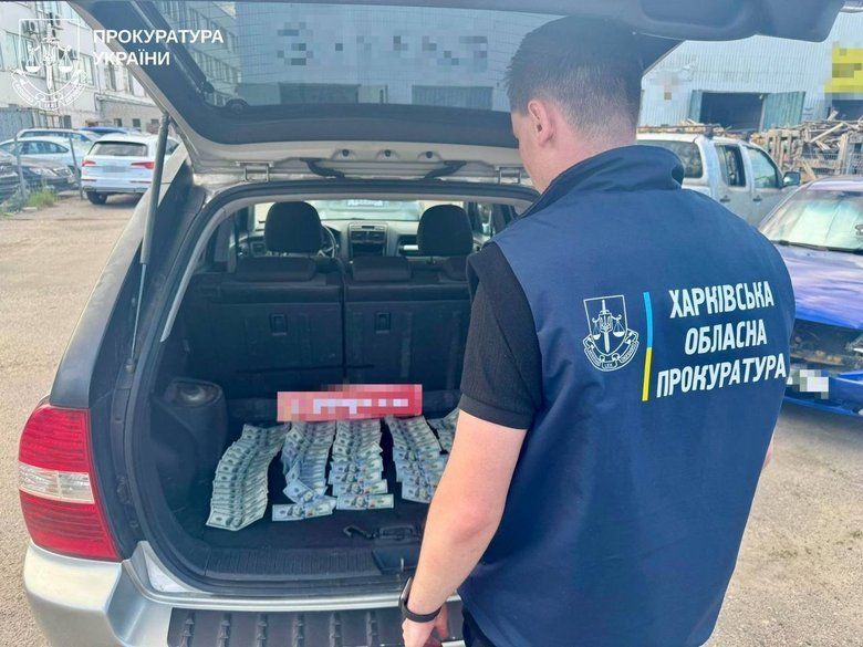У Харкові викрили автоблогерку, яка продавала ввезені для ЗСУ гуманітарні авто