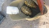 Військовослужбовця, який намагався вивезти боєприпаси із зони проведення ООС, затримано на Луганщині, - Нацполіція. ФОТОрепортаж