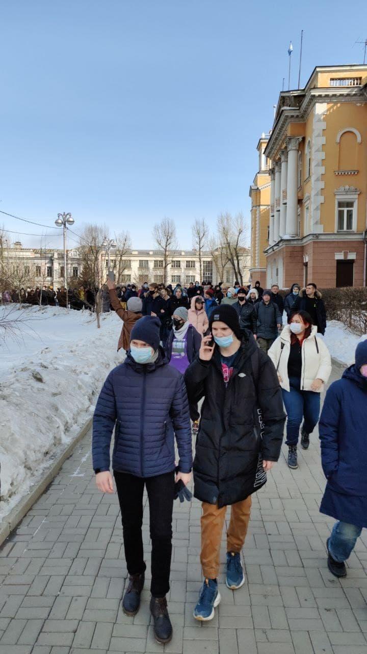 Протесты в России против войны: задержали почти 700 человек 04