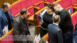 Переписка Куприя о яхте, объятия Лозового и Бахтеевой, очередь к Гройсману, - день работы ВР 22 марта. ФОТОрепортаж