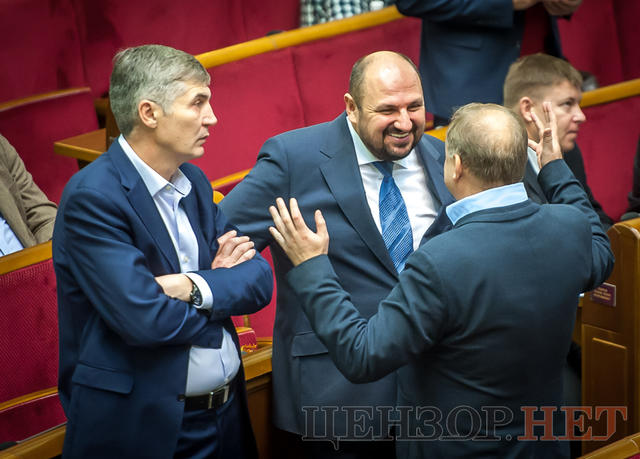 Весела історія Розенблата, усмішка Савченко Гройсману, консультації Богомолець і Шурми: день роботи Ради 20 жовтня 06 Весела історія Розенблата, усмішка Савченко Гройсману, консультації Богомолець і Шурми: день роботи Ради 20 жовтня 06