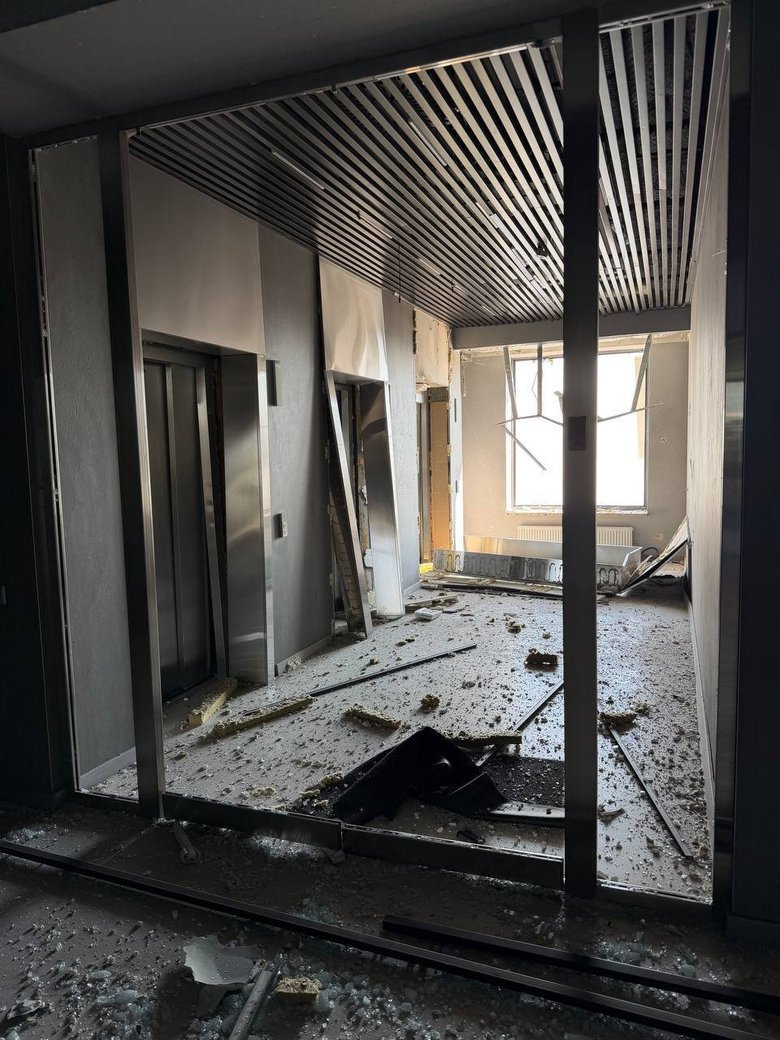 MOYO reported that its warehouse and office had been destroyed as a result of a Russian strike