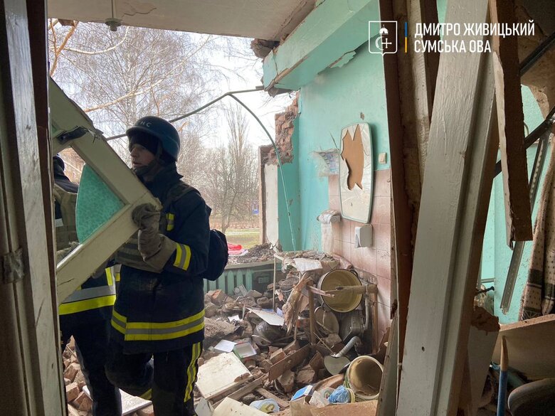 15-летний парень погиб в результате обстрела Белополья, разрушена часть больницы, - Сумская ОВА 05