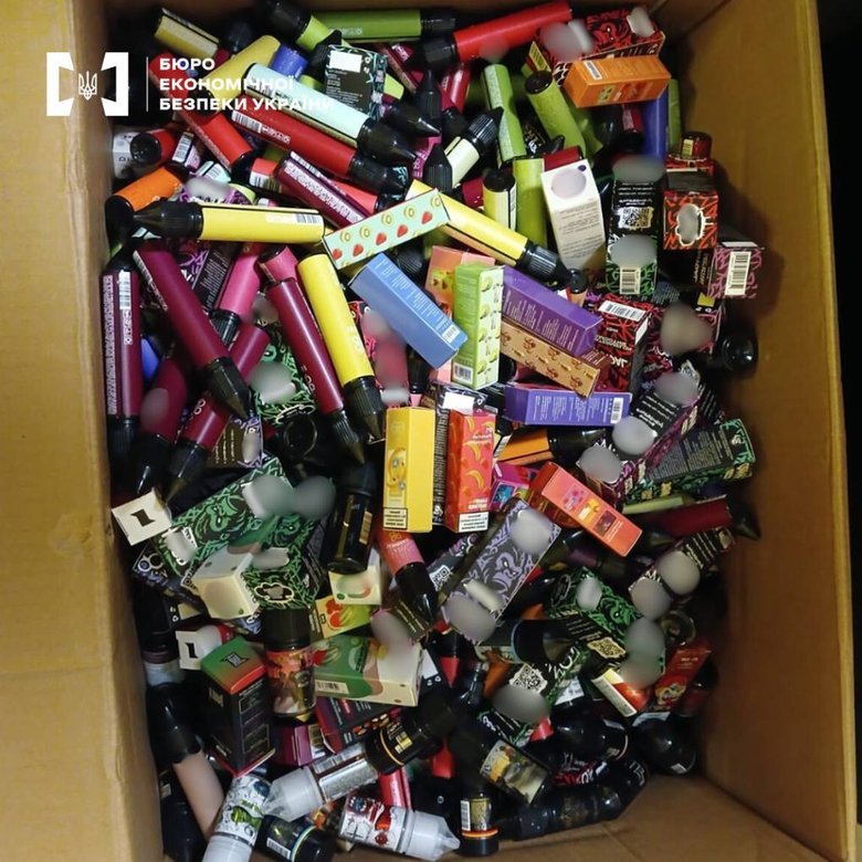 БЕБ викрило 15 точок продажу рідин для вейпів на Вінничині
