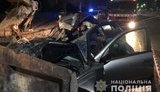 Nissan врізався в екскаватор у Житомирі: один пасажир загинув, другий - госпіталізований, водій - на амбулаторному лікуванні, - поліція. ФОТОрепортаж