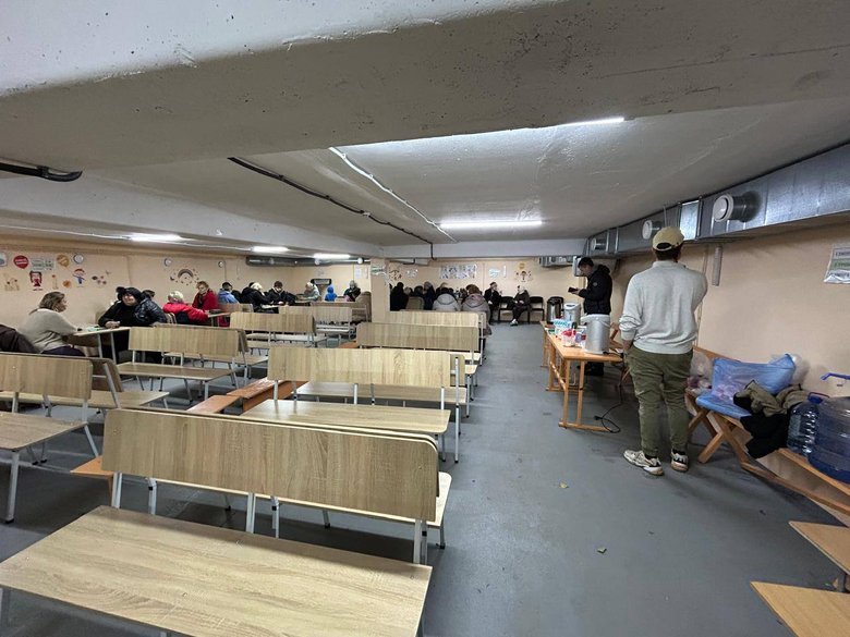 Одеса знову зазнала інтенсивної атаки ворожих безпілотників, постраждало 6 людей.