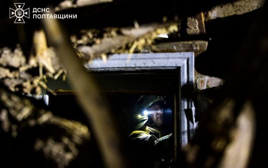 Наслідки атаки на Полтавщину: зруйновано будинок, жінку врятовано з-під завалів. ФОТОрепортаж