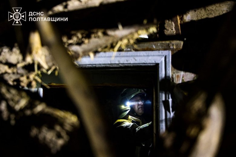 Полтавщина під ударом: зруйновано будинок, триває ліквідація наслідків