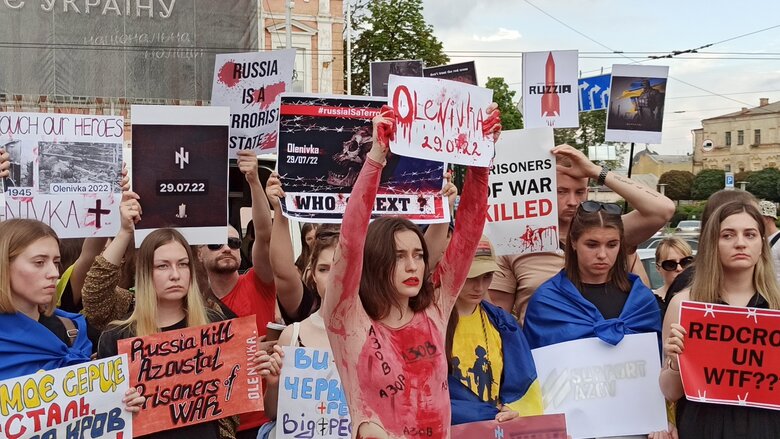 Акция Оленовка - новый Освенцим, организованная родственниками пленных защитников Азовстали, прошла в центре Киева 48