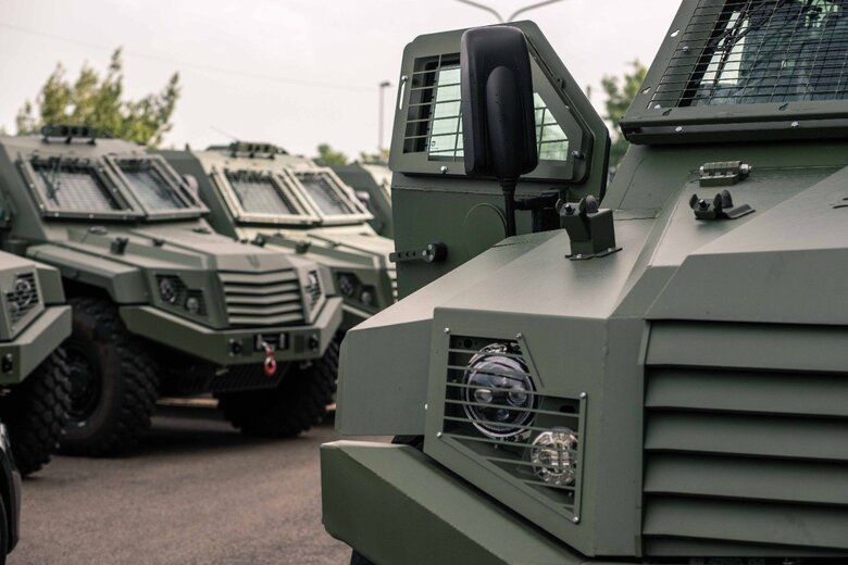 Волонтеры покупают 11 бронемашин MLS SHIELD для десантно-штурмовых войск: нужно собрать 45 млн грн 01 Волонтеры покупают 11 бронемашин MLS SHIELD для десантно-штурмовых войск: нужно собрать 45 млн грн 01