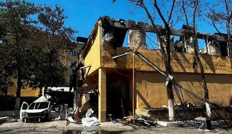 Росія знищила взуттєву фабрику "Белста" у Білгороді-Дністровському. ФОТО