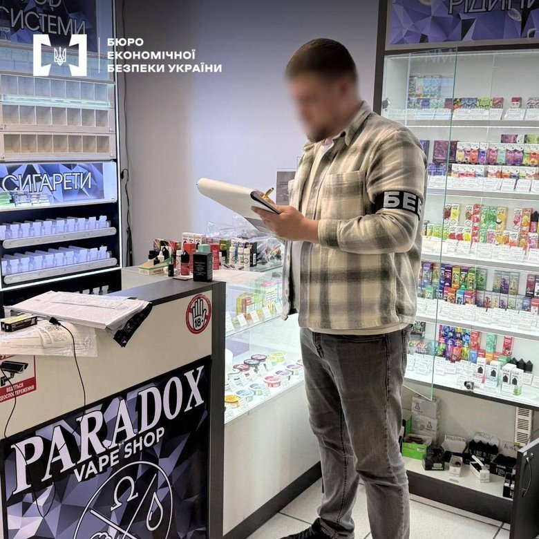 БЕБ викрило в Києві 27 точок незаконного збуту електронних сигарет