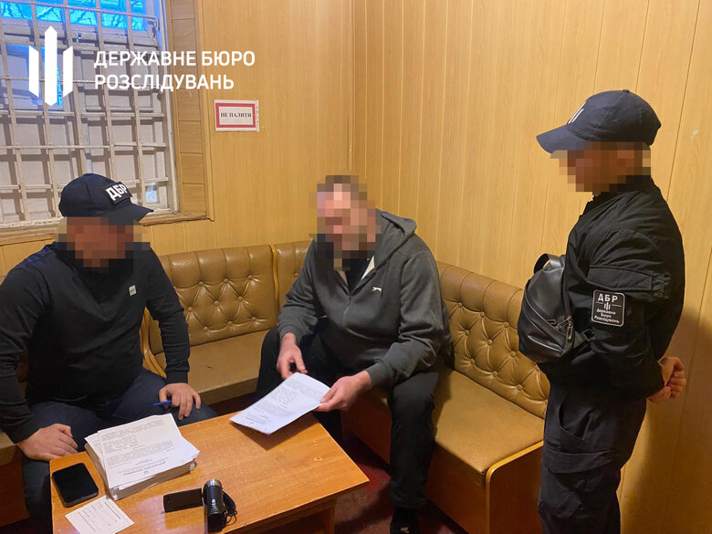 На Черкащині ДБР затримало начальника виправної колонії