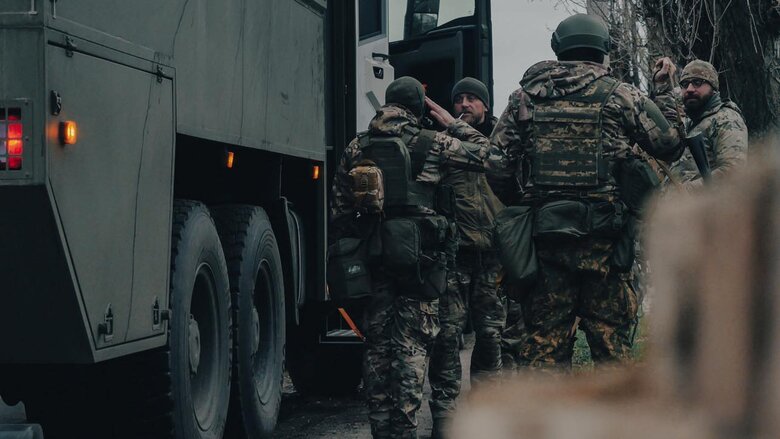 Михайло Крижанівський: Росіяни бояться контрнаступу, чекають на нього та готуються настільки, наскільки це можливо по усій лінії фронту 02